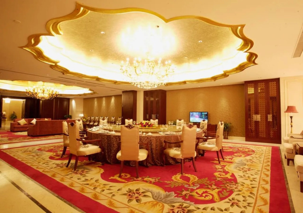 Tang Dynasty West Market Hotel