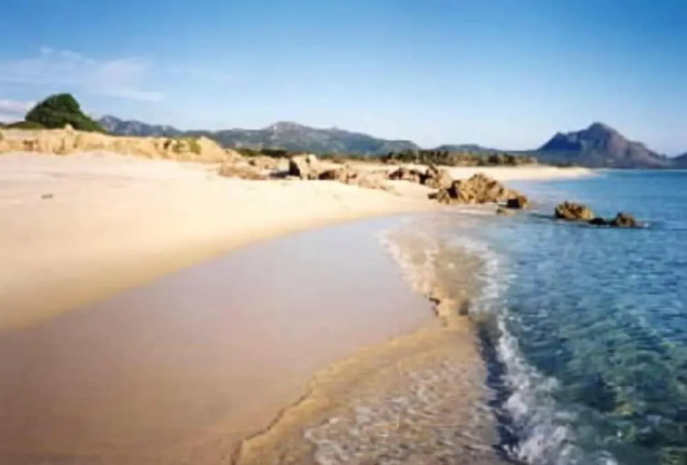 House With 2 Bedrooms in Costa Rei, With Wonderful sea View and Terrace Near the Beach