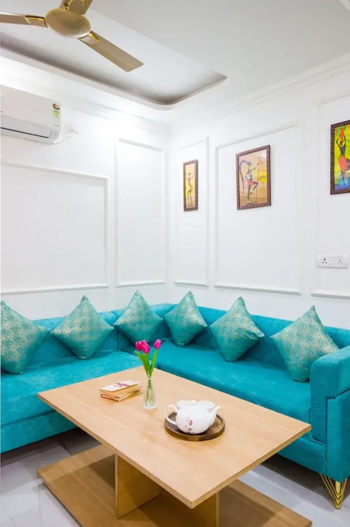 Alaya Stays Miyabi Executive Suite, Elegant 1-BHK Suite With Common Pool, Gym & Restaurant
