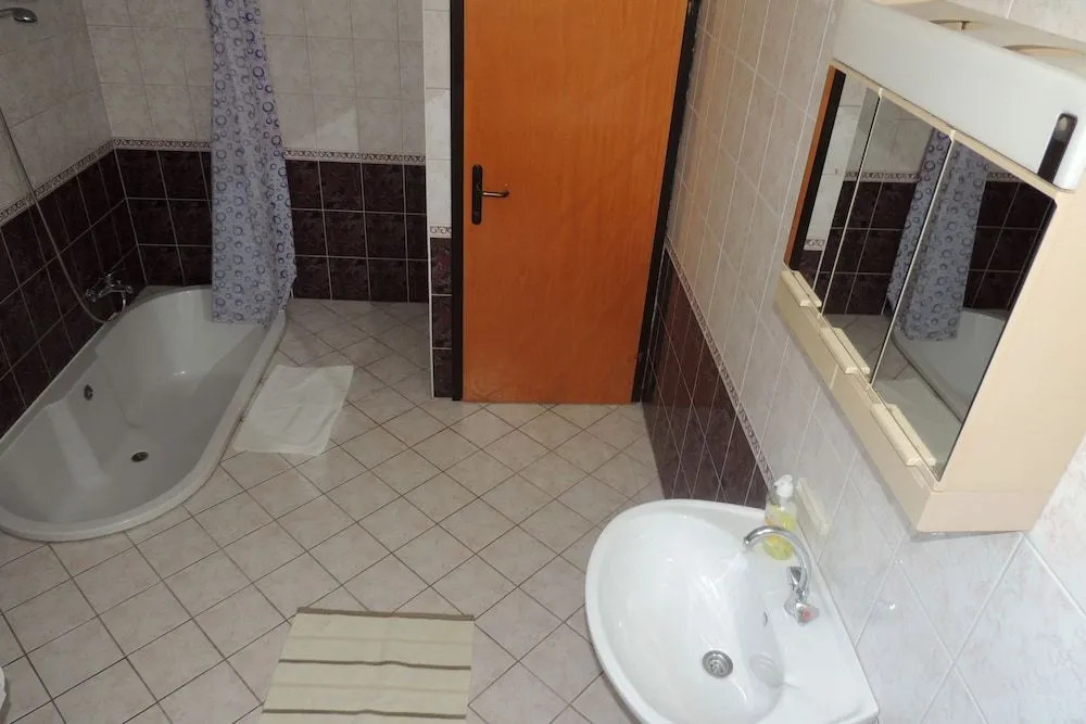Apartments Travarevic