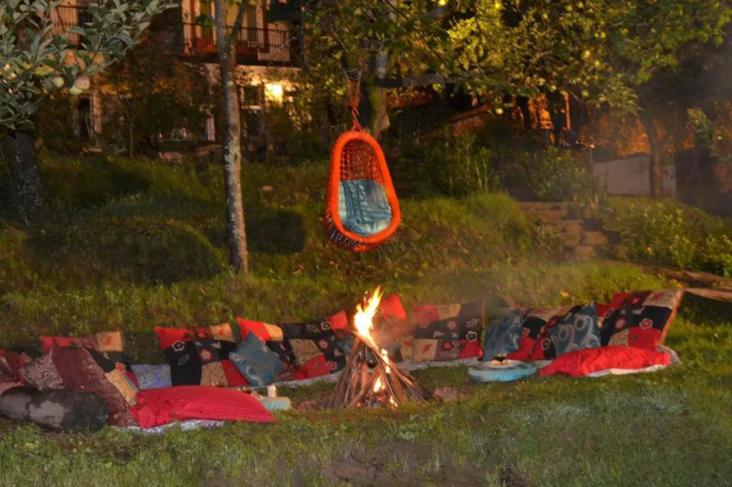 Sparsh Resort, A Boutique Stay - Just 2kms uphill from Mall Road, near Old Manali