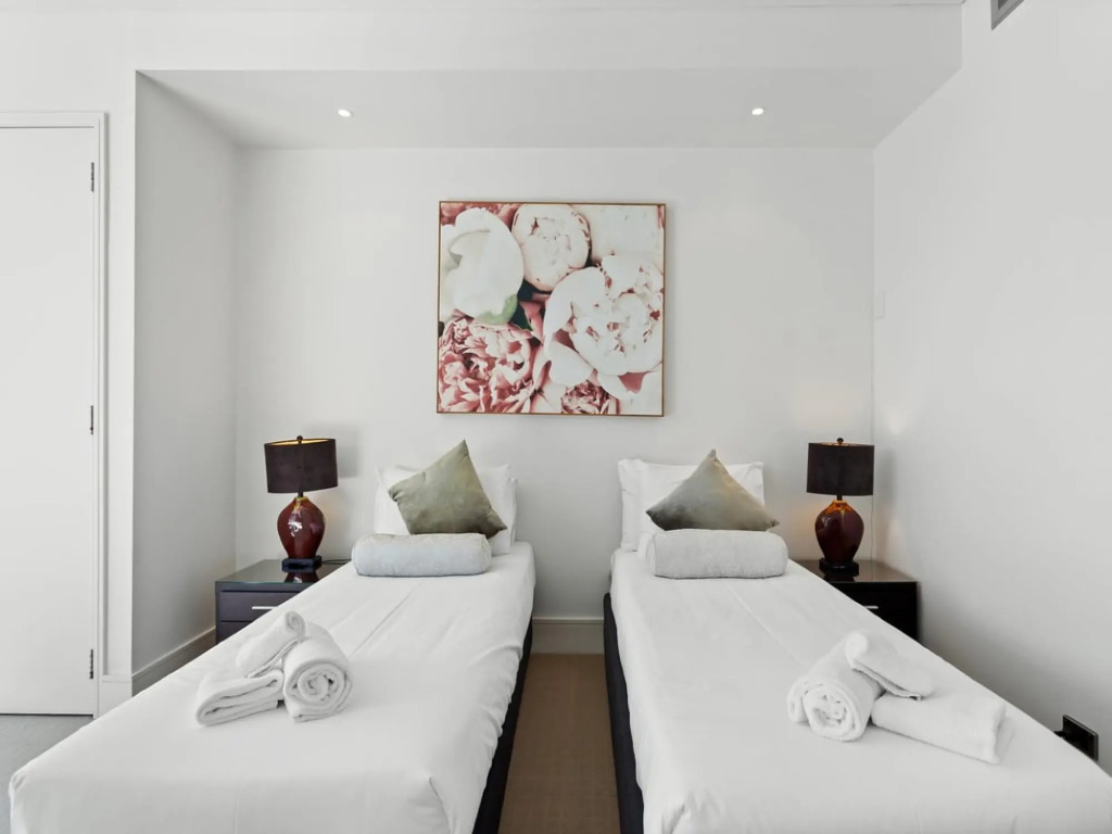 Gorgeous 2BR in Wynyard Quarter by Zodiak Stays