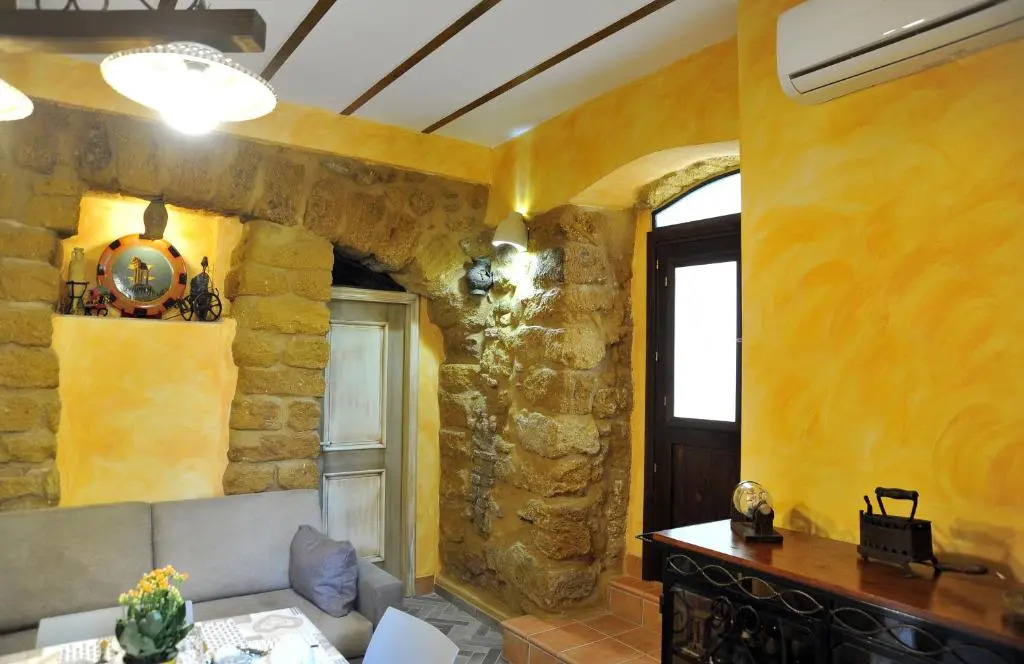 Grotta Dei Greci
