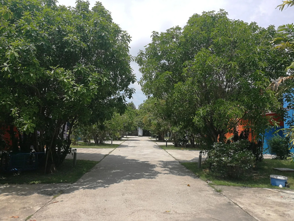 The Fahsai Resort
