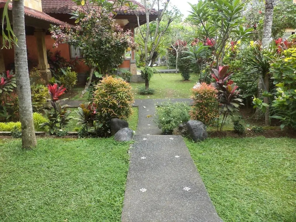 Merthayasa Bungalows