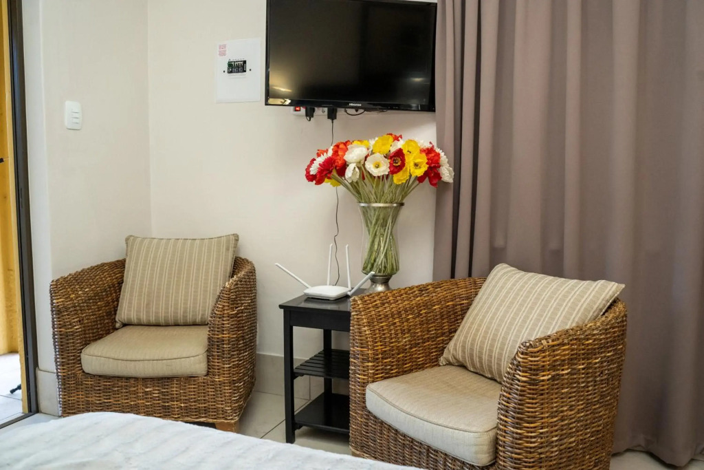 Sunriver Kalahari Lodge Riverside stay in Upington