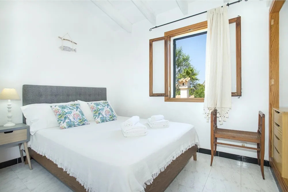Owl Booking Villa Bocoris - 15 Min Walk to the Beach