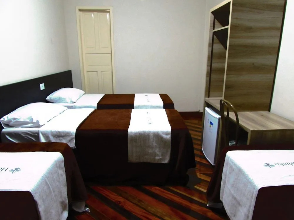 Hotel Minho - Ótima Escolha Próximo à 25 de Março, Brás, Bom Retiro, Metrô e Hospital da Mulher - Café da Manhã Incluso - Estacionamento em Frente