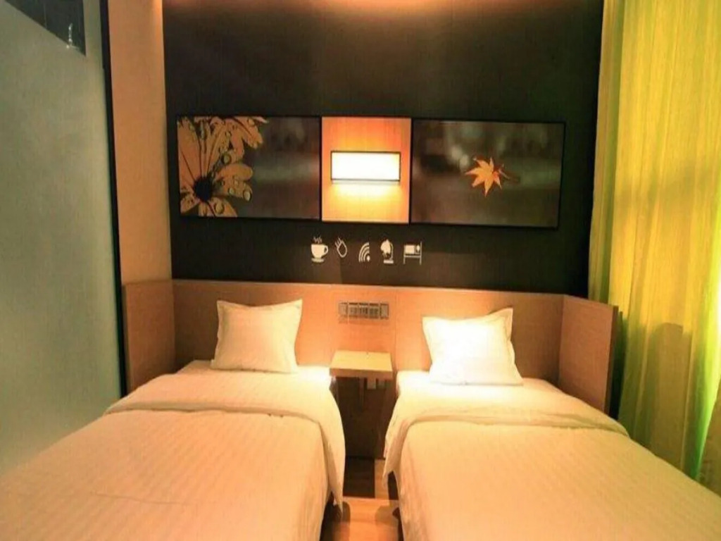 7Days Inn Guigang Guiping West Mountain Branch