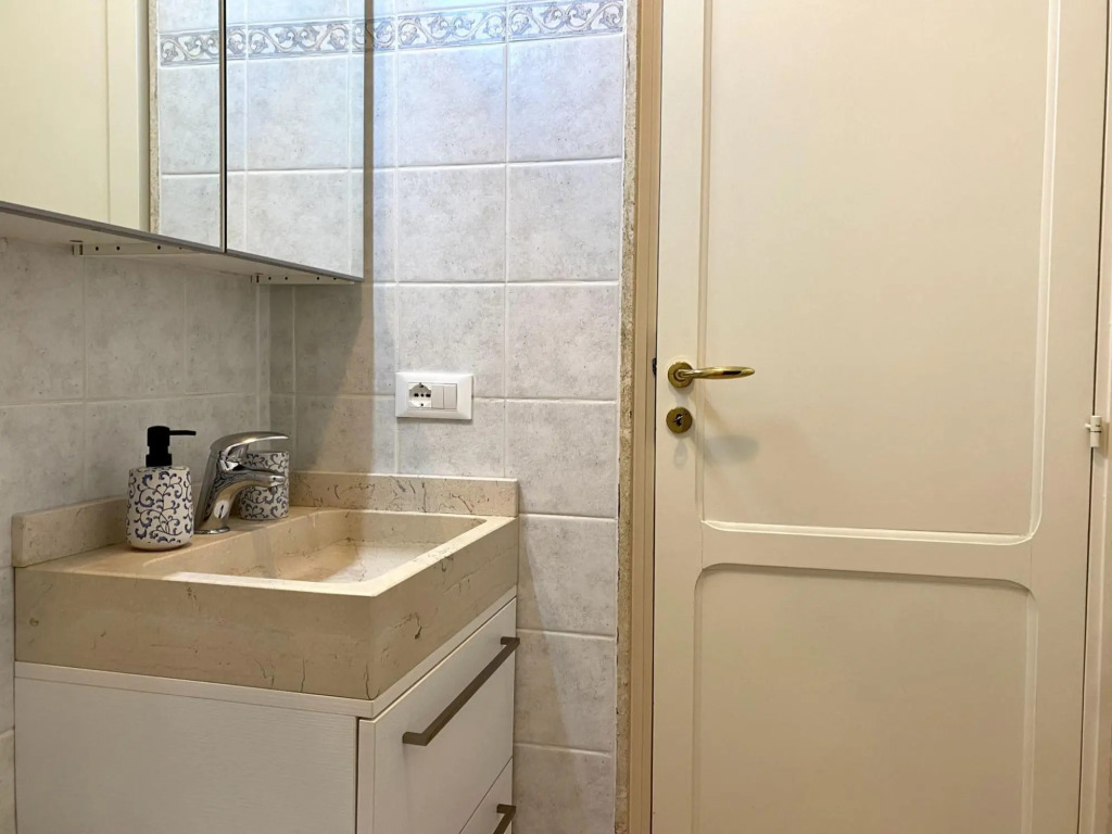 Apartment in the historic center, private terrace, excellent location, suitable for families-Casa Marta