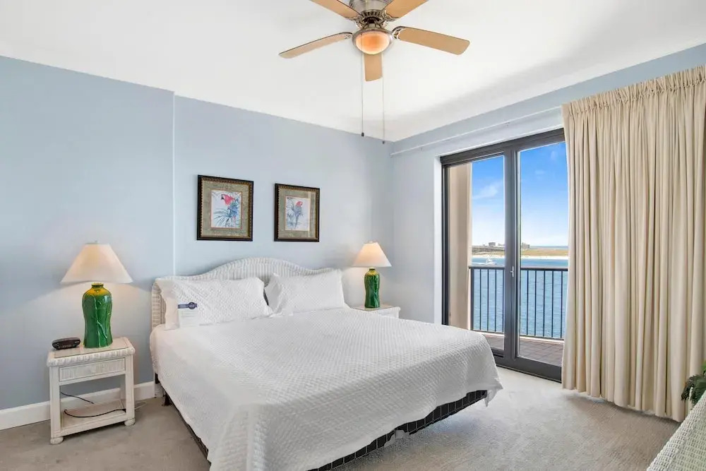 Grand Pointe 602