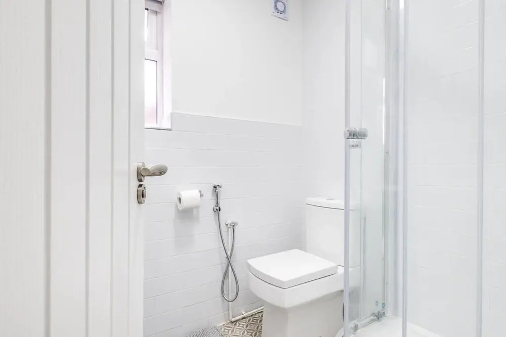 Night Stay - Alpha House