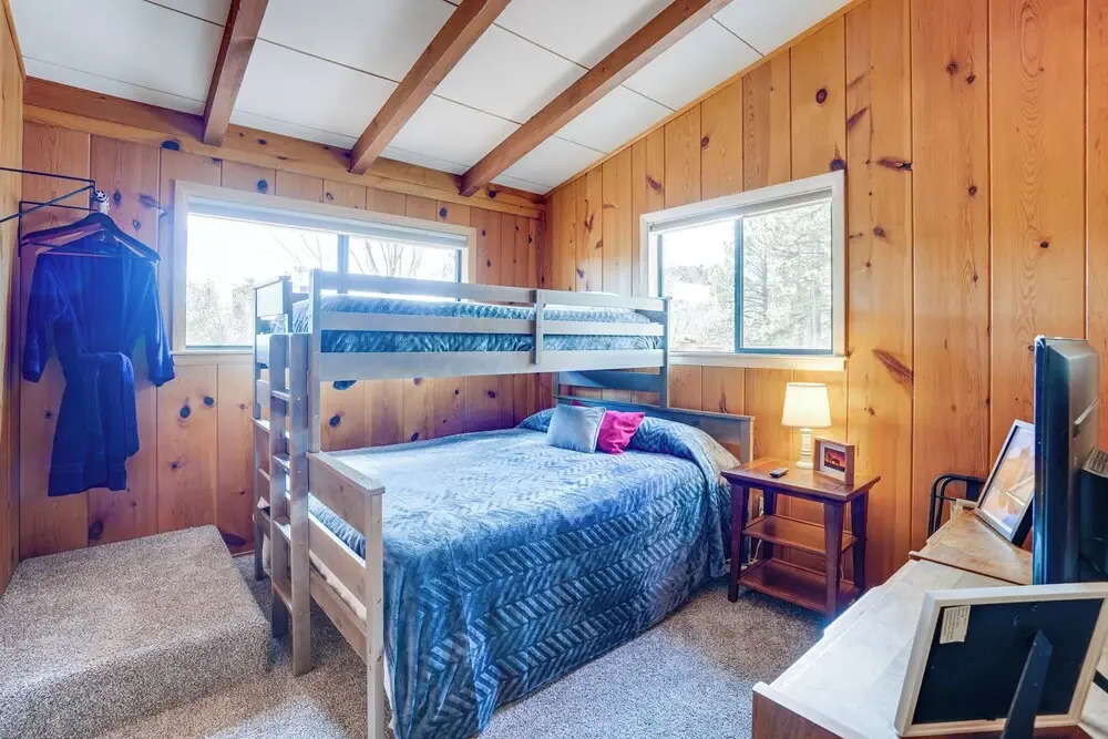 Family Mountain Getaway, Retreat to the Cool Pine