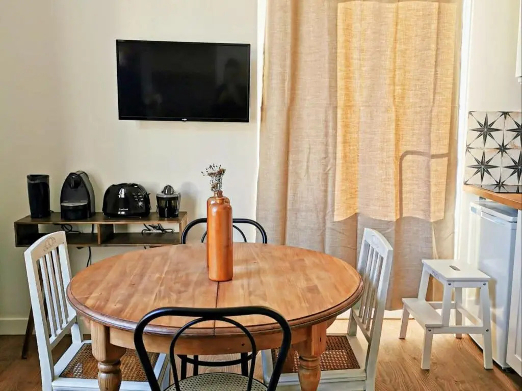 Appartement Aix-les-Bains, 1 pièce, 2 personnes - FR-1-617-15