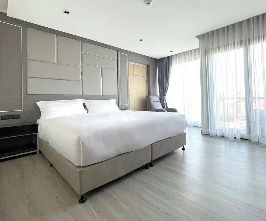 The 9 Residence Hotel