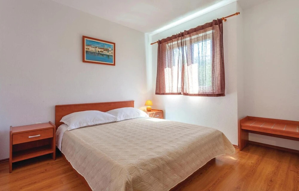 Beautiful Home in Seget Vranjica With Wifi and 2 Bedrooms