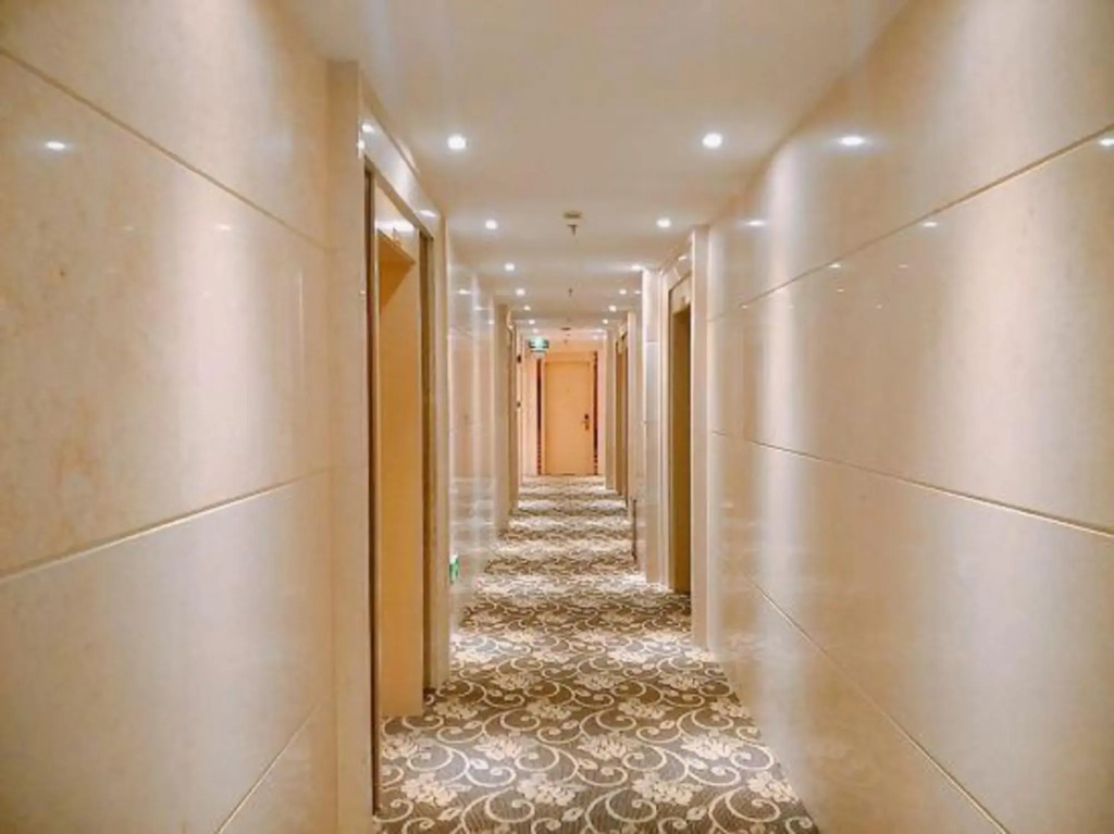 Thai Lady Hotel (Shenzhen Ailian Branch)