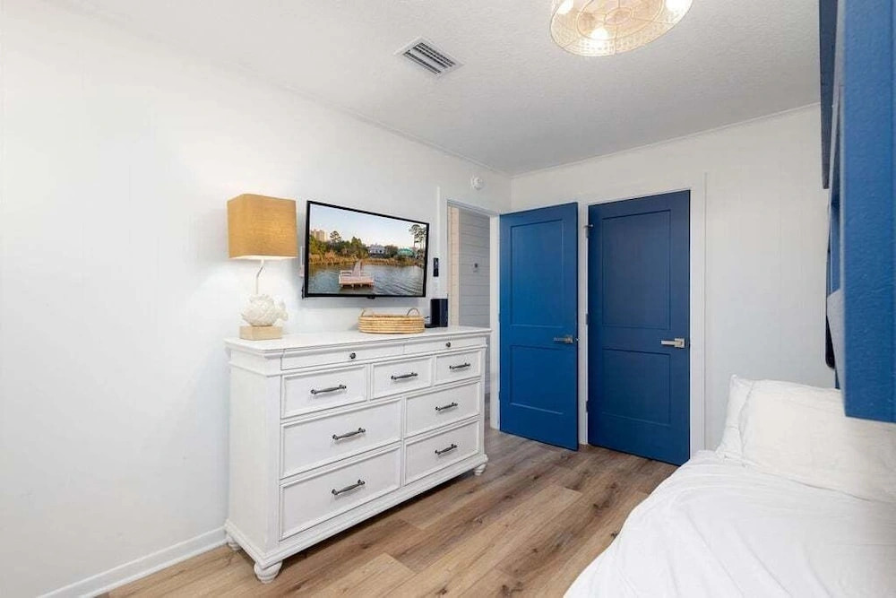 Sailhouse West 2 Bedroom Duplex