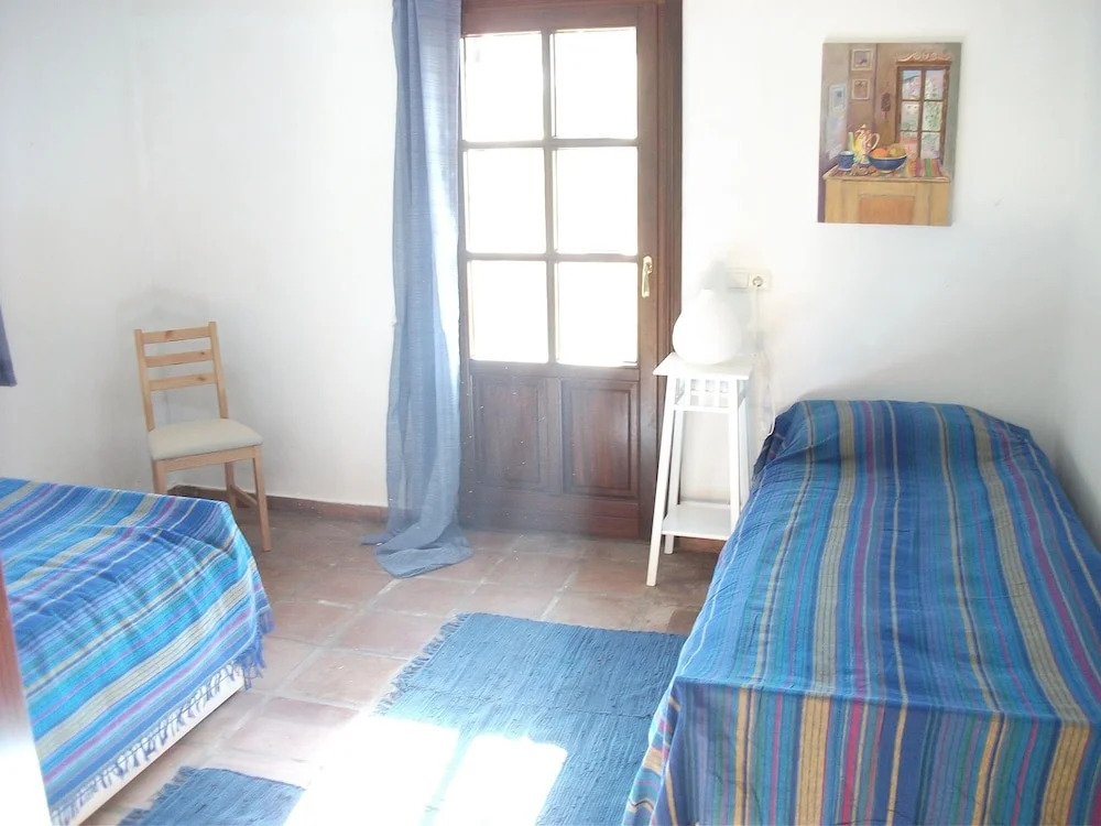 House With 2 Bedrooms in Algatocín, With Wonderful Mountain View, Priv