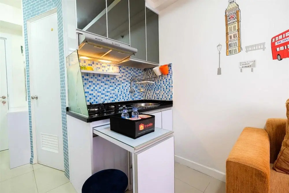 Comfort 2BR with Pool View Green Pramuka City Apartment
