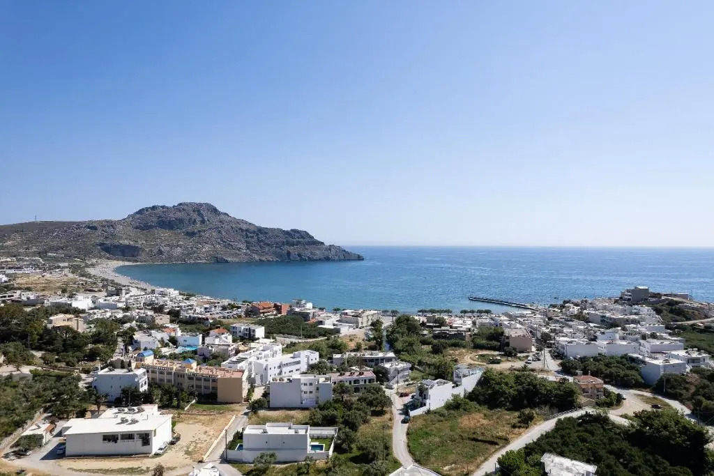 Family villa Casa Filo Rosso with Private Pool , 200m to the beach