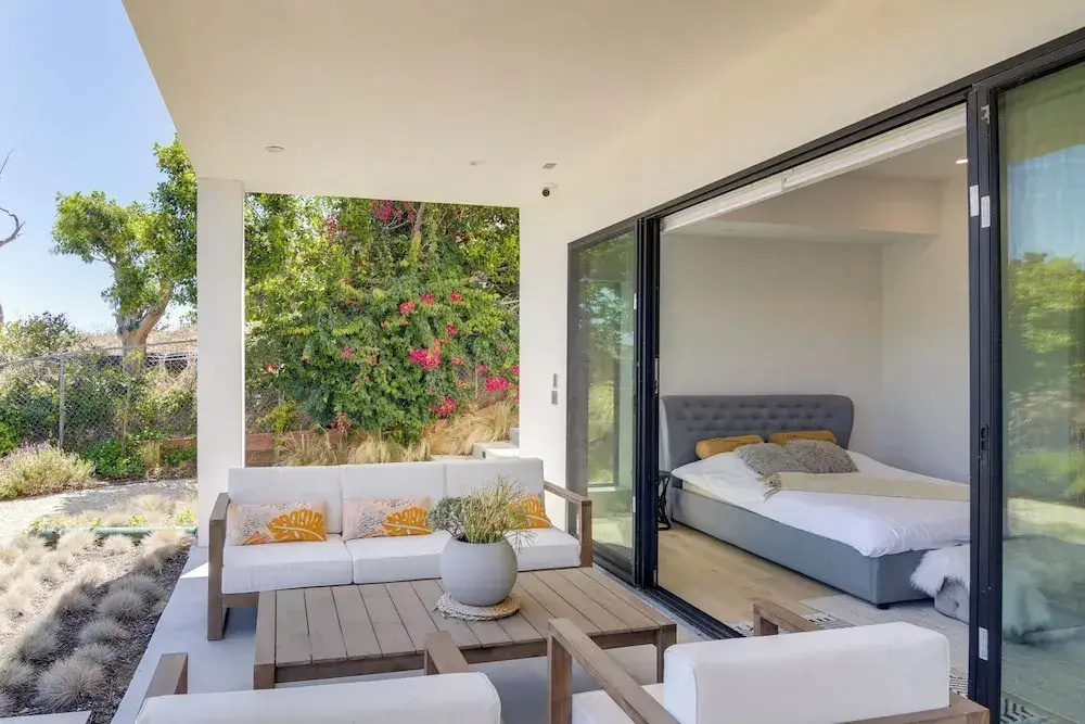 1 Mi to Point Dume: Mtn-view Escape w/ Patio!