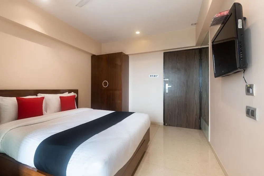 Capital O 44192 Hotel Elite Peak