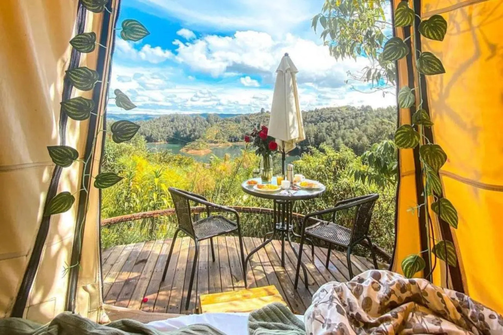 Levit Glamping - Hotel Frente al Embalse Guatapé Peñol