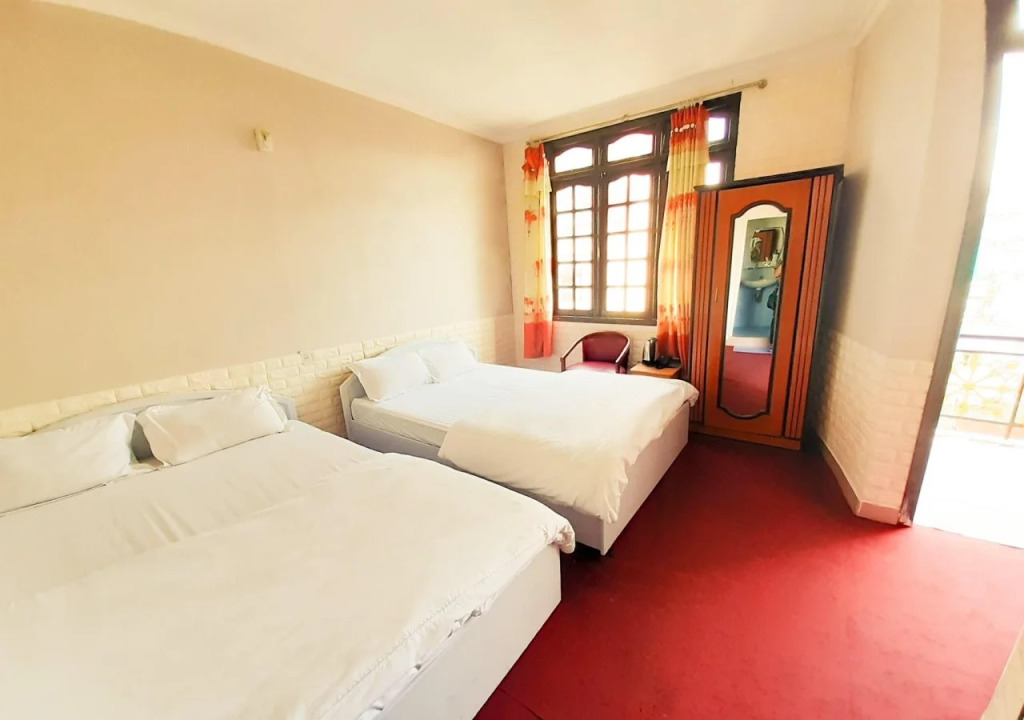 Rain Star Hotel