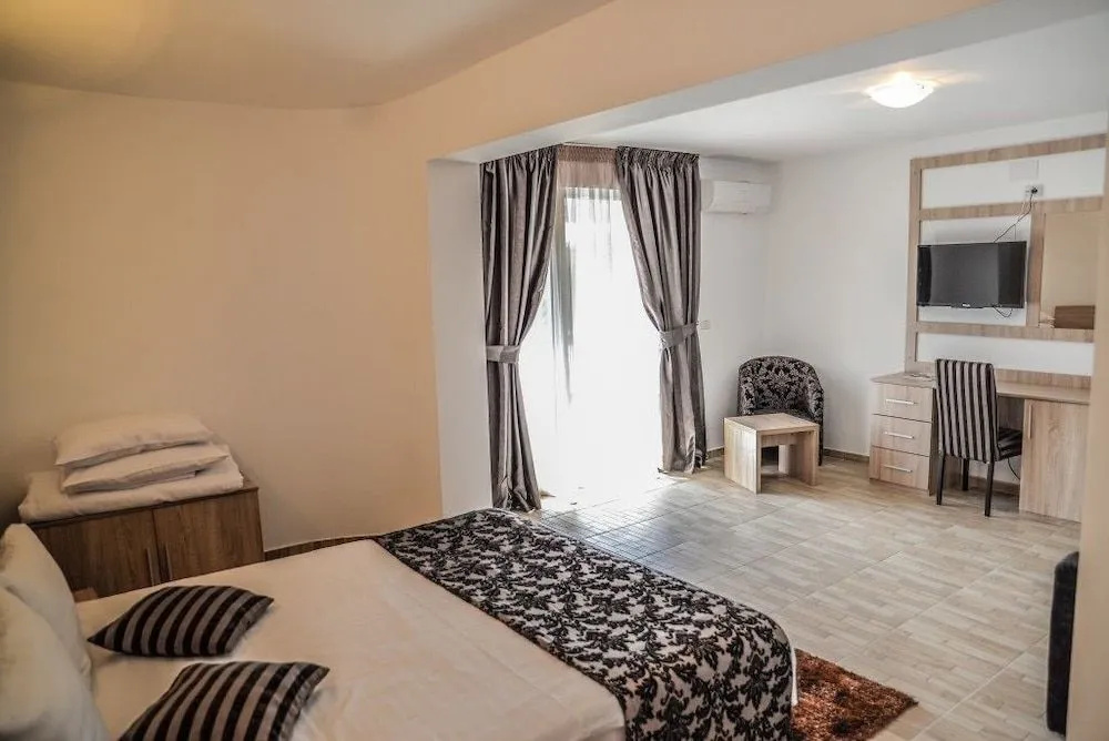 ibis Styles Venus