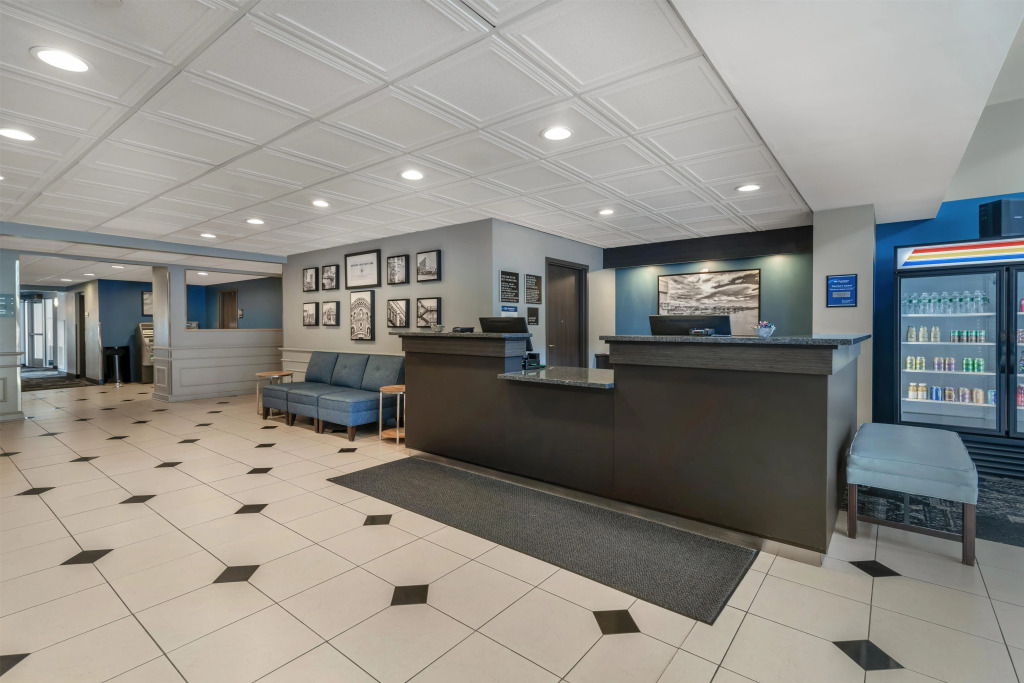 Best Western PLUS Franklin Square Inn