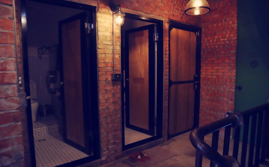 旅充人文 Travel Charger Hostel