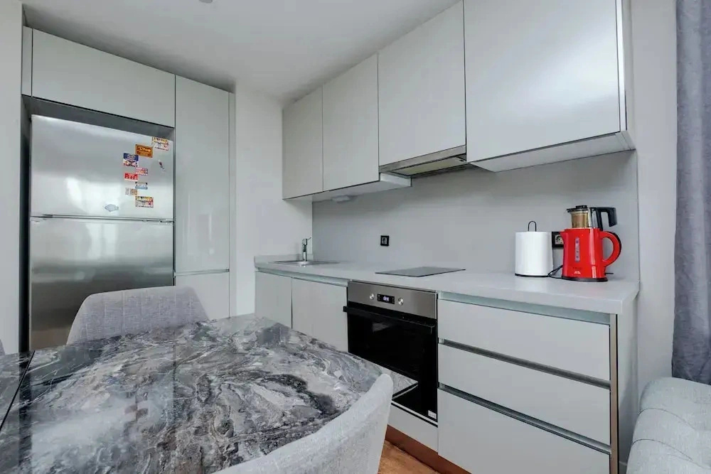 lUX RESIDENCE IN HIGH FLOOR