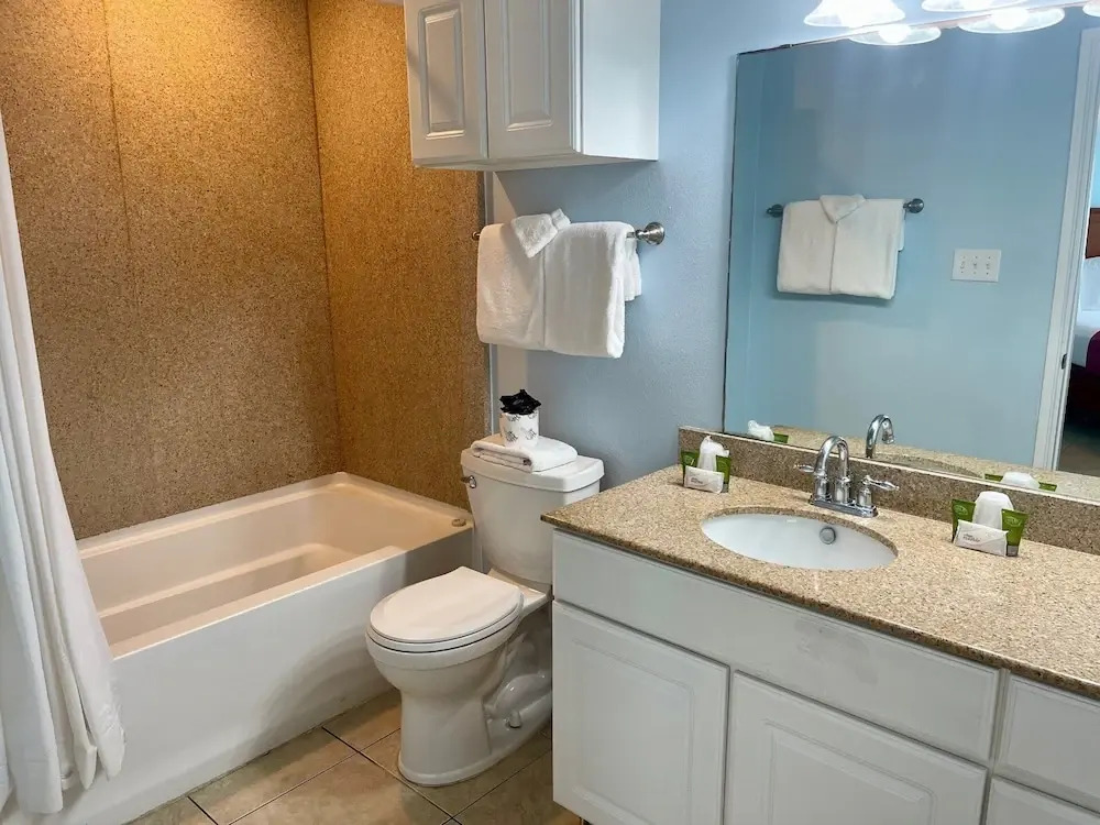Beachgate Condo Suites And Hotel 526+527a+527b 3 Bedroom Condo
