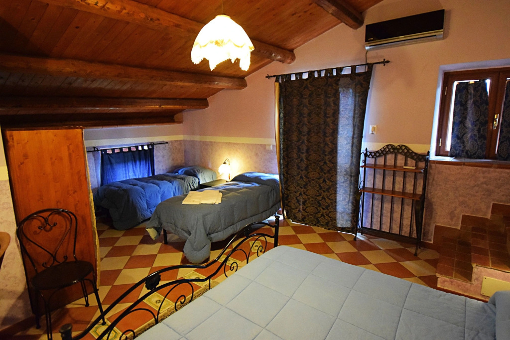 Giucalem La Casa Negli Orti