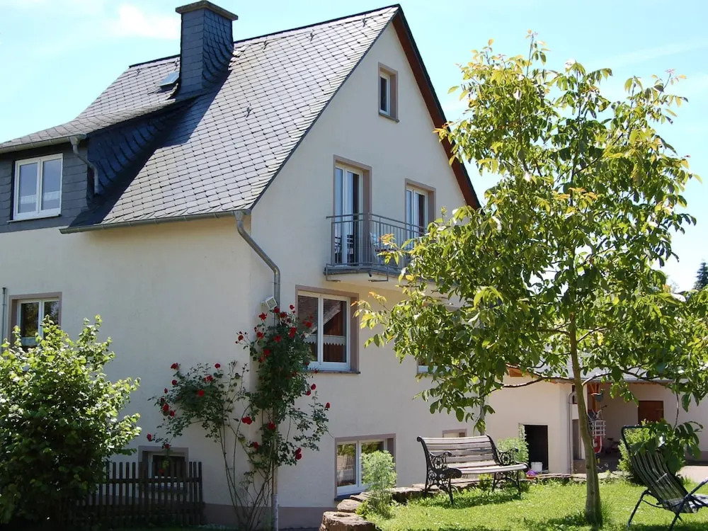 Manderscheid Volcano Villa