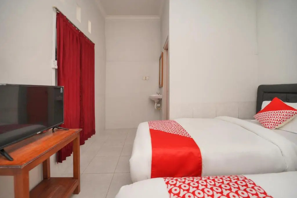 OYO 2937 Nindy Residence 2