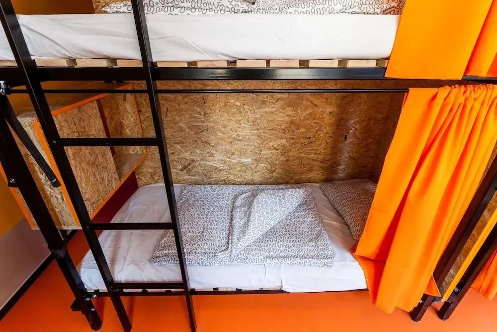 Essential Hostel