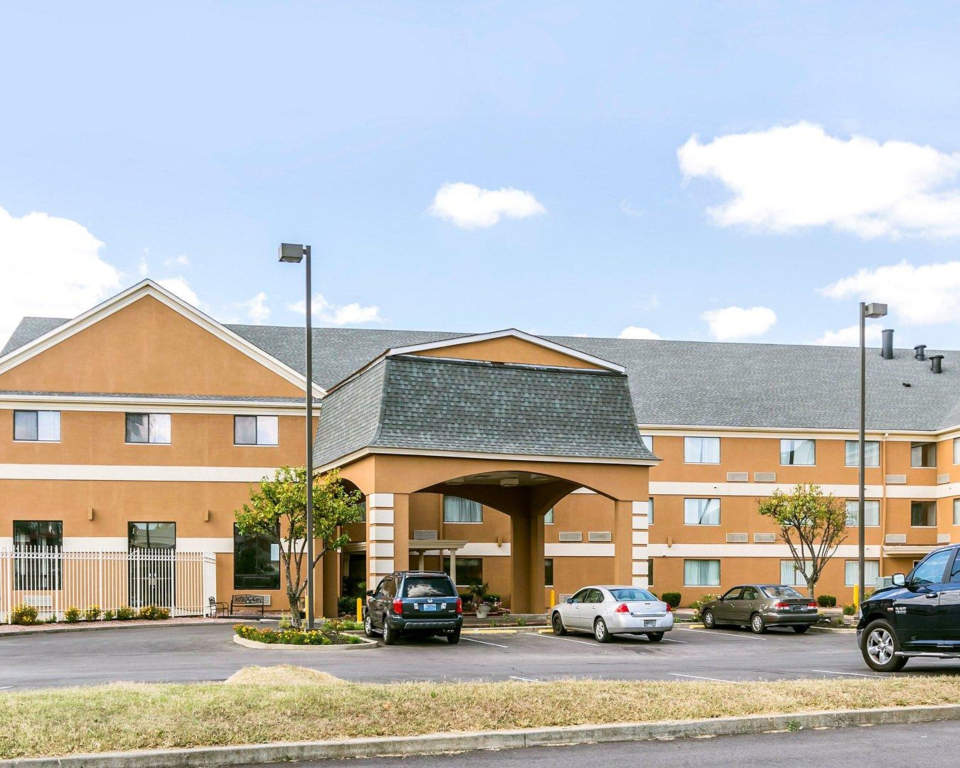 Quality Inn & Suites University-Airport