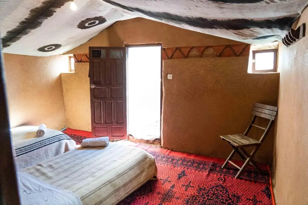 Dar Talmoudi ,Traditional Riad, Local Food, Camel , Desert Excursions