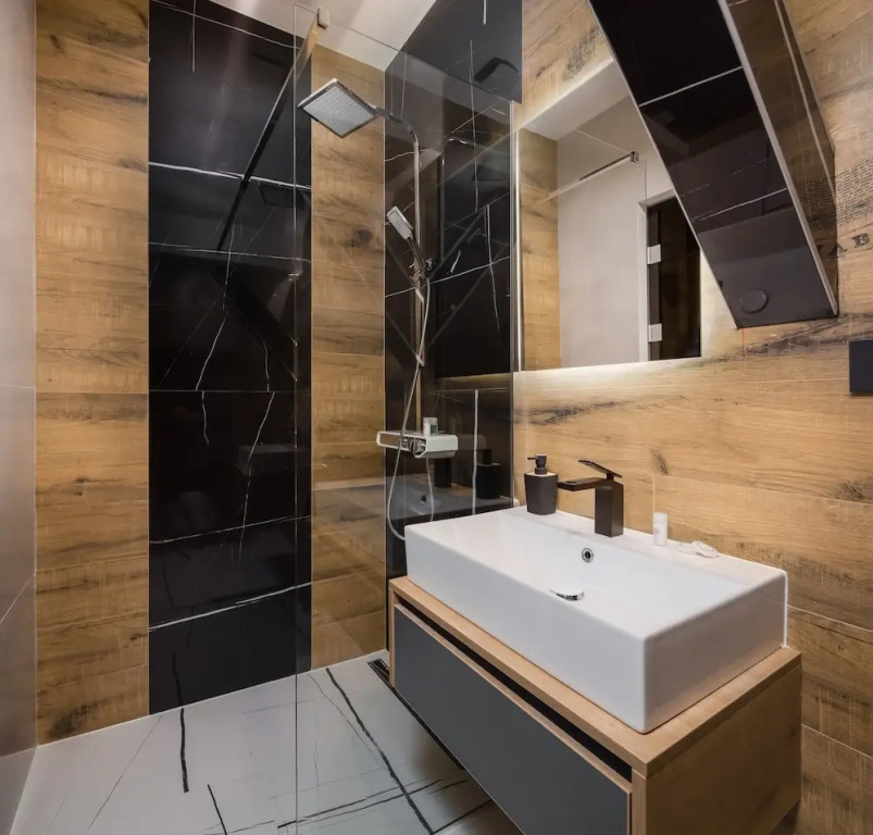 Top rooms