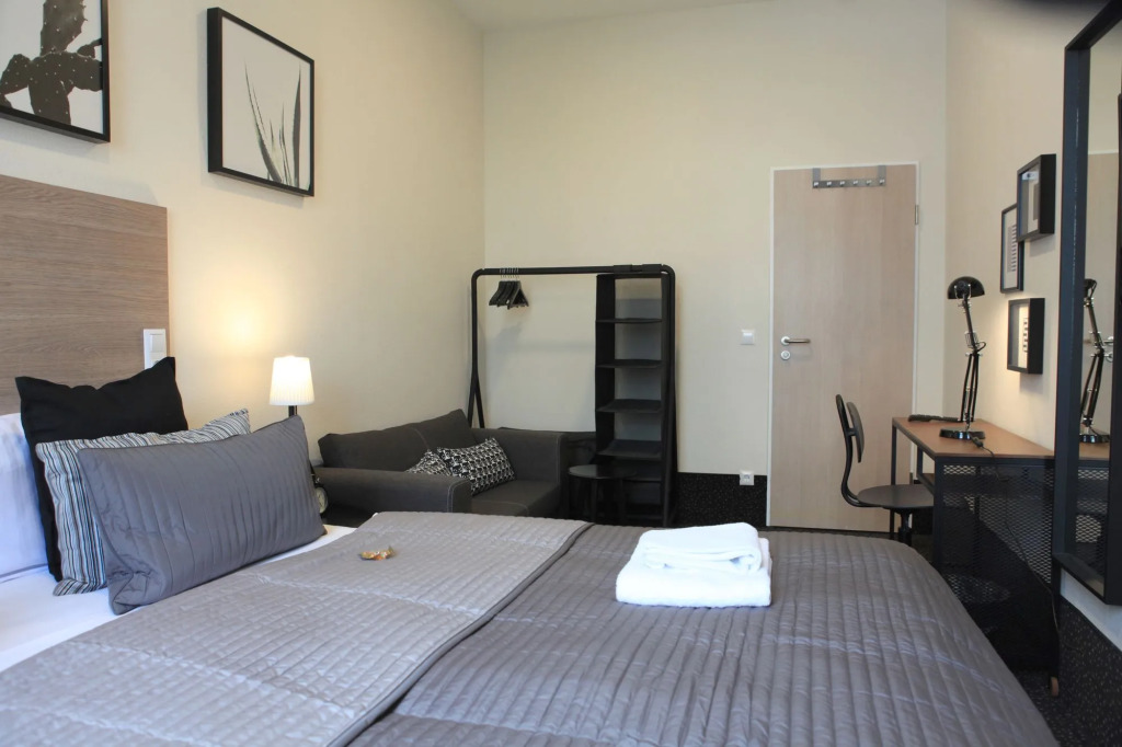 Hamburg Room