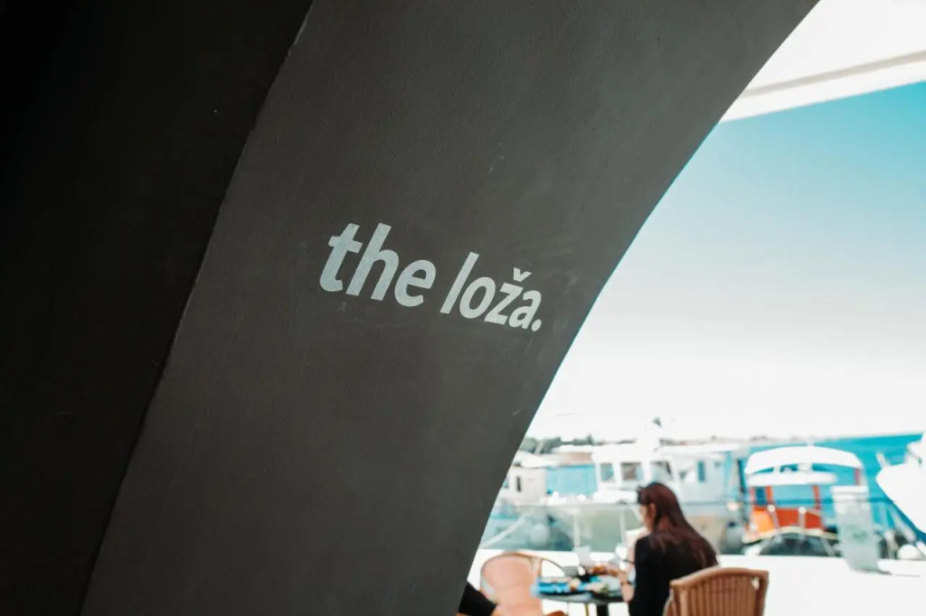 Loza