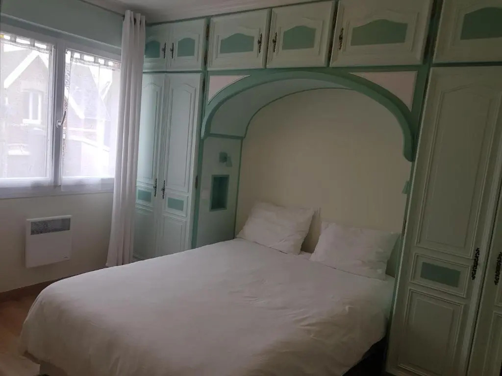 Residence JEANNE 50 m de l'Esplanade classé 2 étoiles