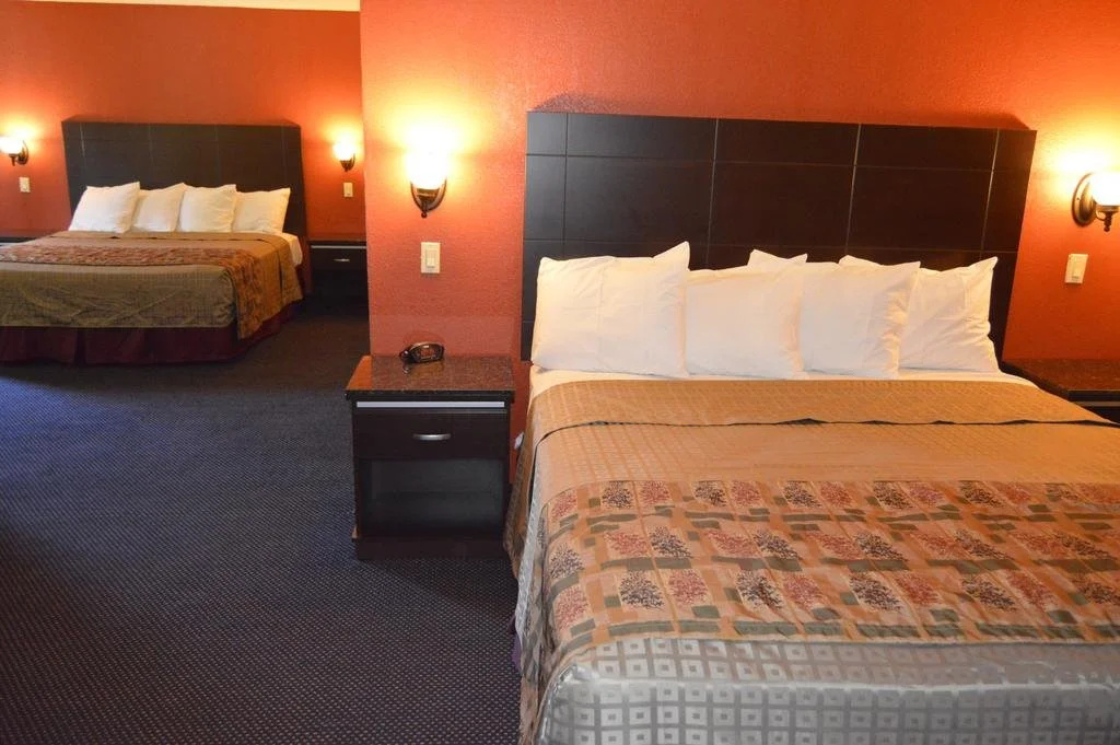 Travel Plaza Inn