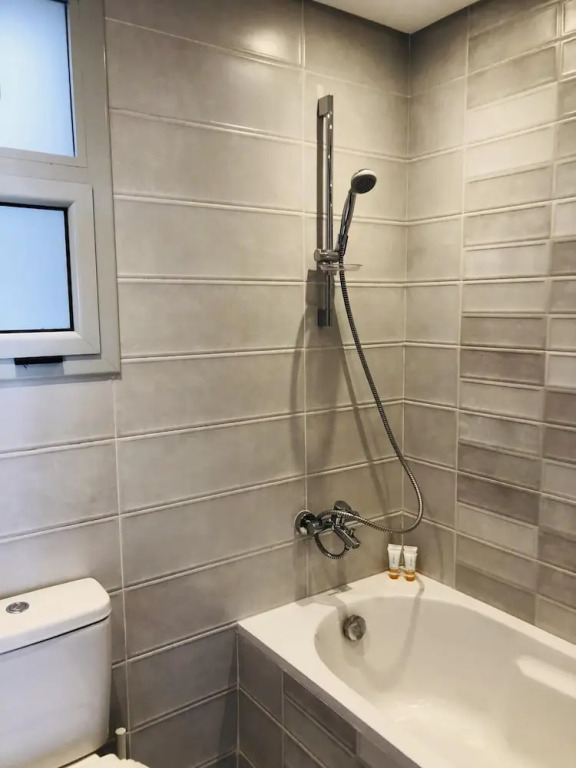 Vesta - Luxury Apt - 3BR - Cfc VII