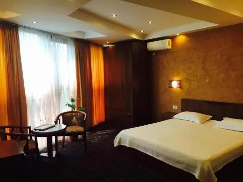 Hotel Luxor