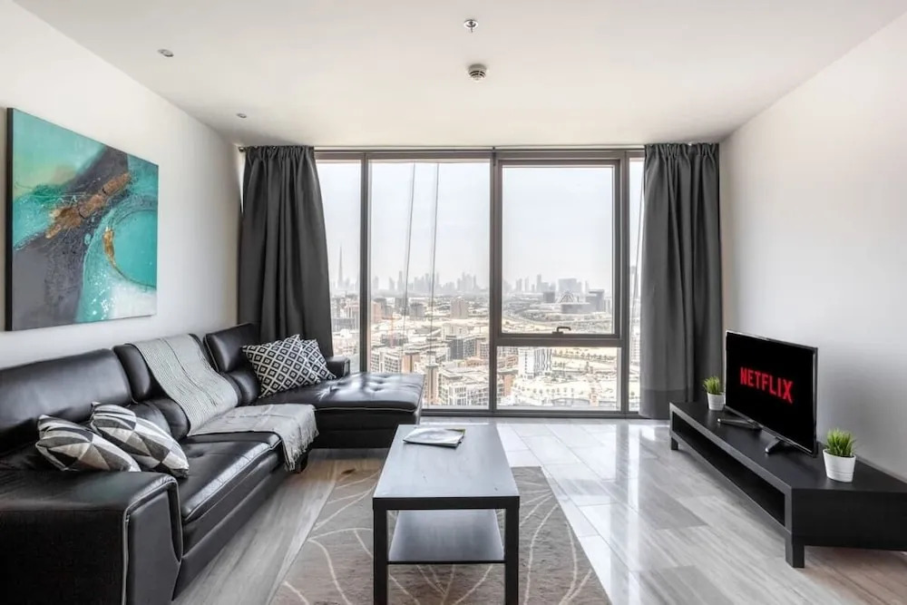 Comfy Studio in D1 Tower With Views of the Creek