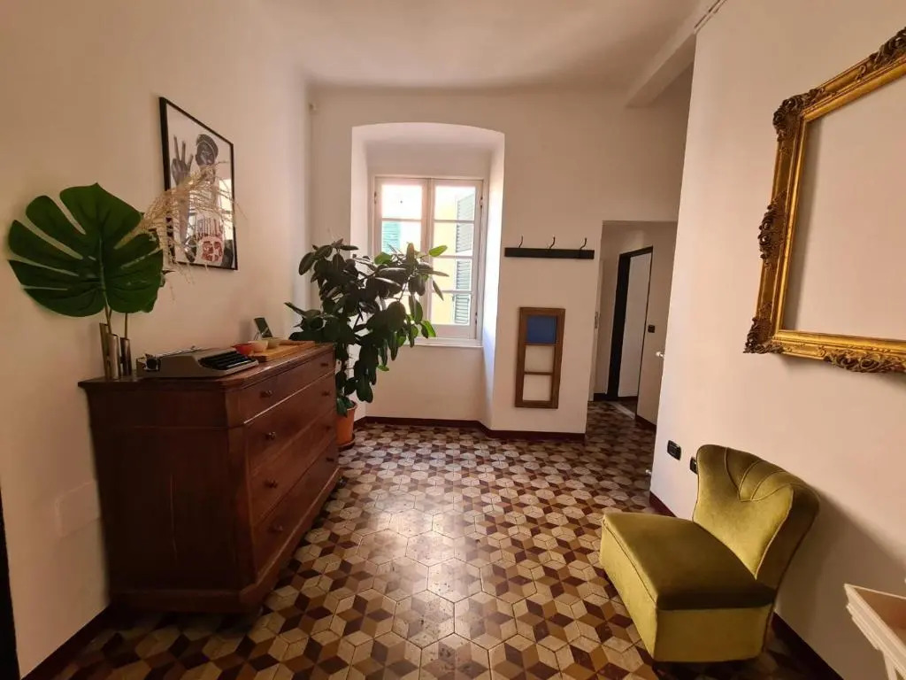 Casetta in Centro, a Chiavari, by Cinqueterrecoast