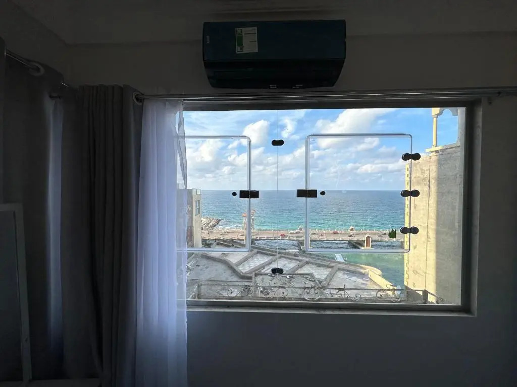 Hyat Suites & Rooms